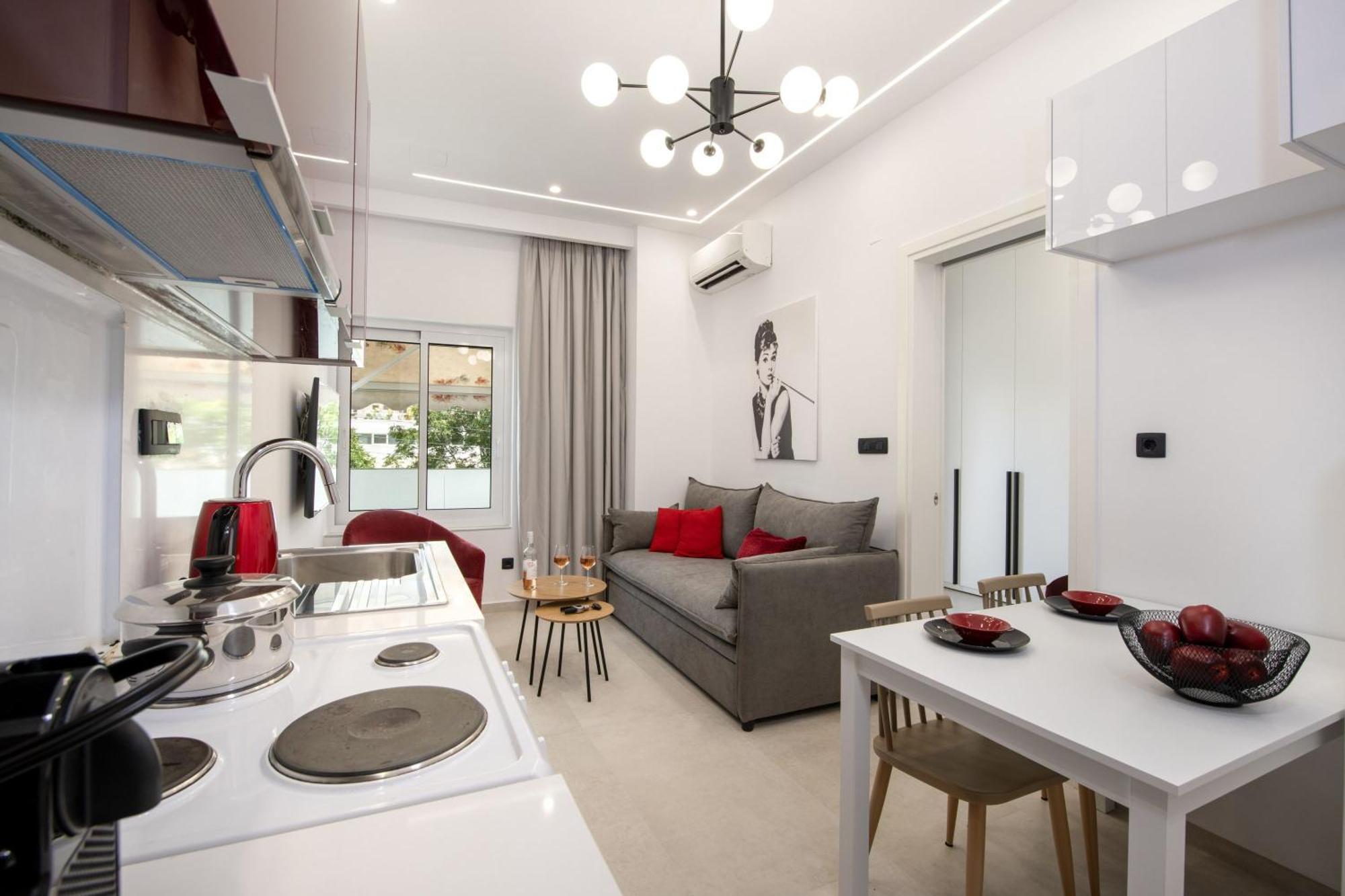 Cherry Central Luxury Suites Ханя Екстериор снимка