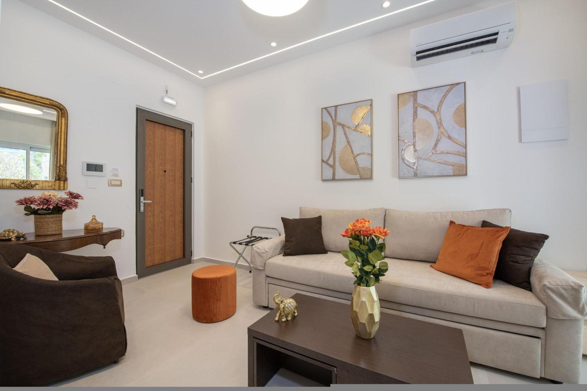 Cherry Central Luxury Suites Ханя Екстериор снимка
